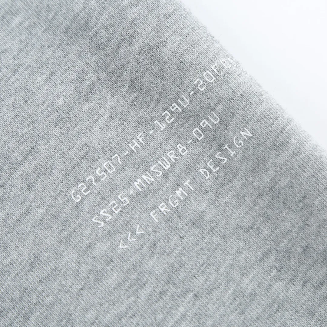 MONCLER ： ， ， ， ， 。 ， 。 1： 4 ， ， 3 。 ， ， 。 2： 2*2 ， ， ， ， ， 。 2： ， ， ， ， 。 ： 3 SIZE:S M L XL ：D 070